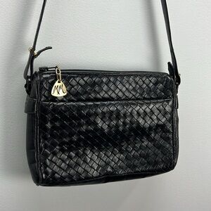Vintage Morris Moskowitz Black Woven Leather Purse Crossbody Shoulder Bag Chic